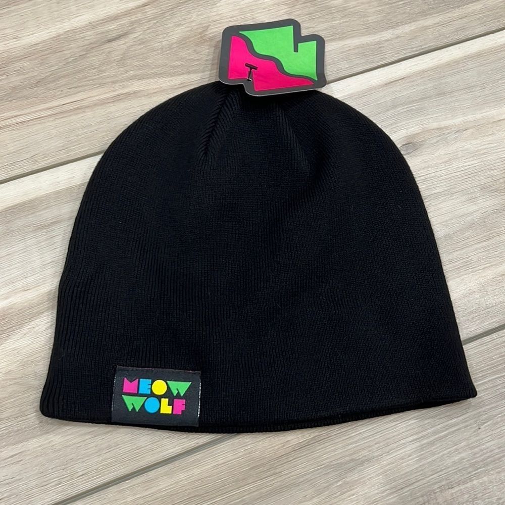 Meow Wolf Cuffless Beanie